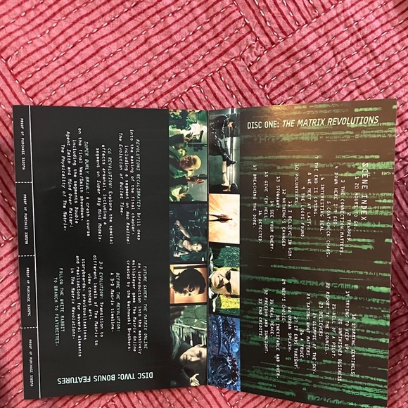 Warner Bros. Matrix Revolutions 2 disc widescreen set - Picture 7 of 16